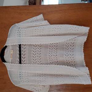 Short sleeve sweater